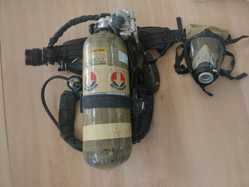 เครื่องช่วยหายใจ (SCBA) 9 ลิตร แบรนด์ SURVIV AIR,SPERIAN